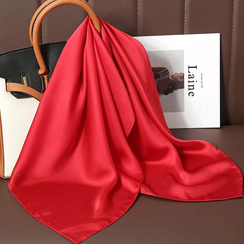 Luxury Bags Office - Luxus Einfarbig Seide Quadrat Schal Frauen