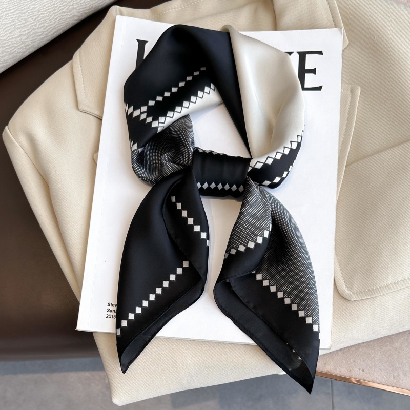 Luxury Bags Office - Neue Luxus Pferd Muster Seide Quadrat