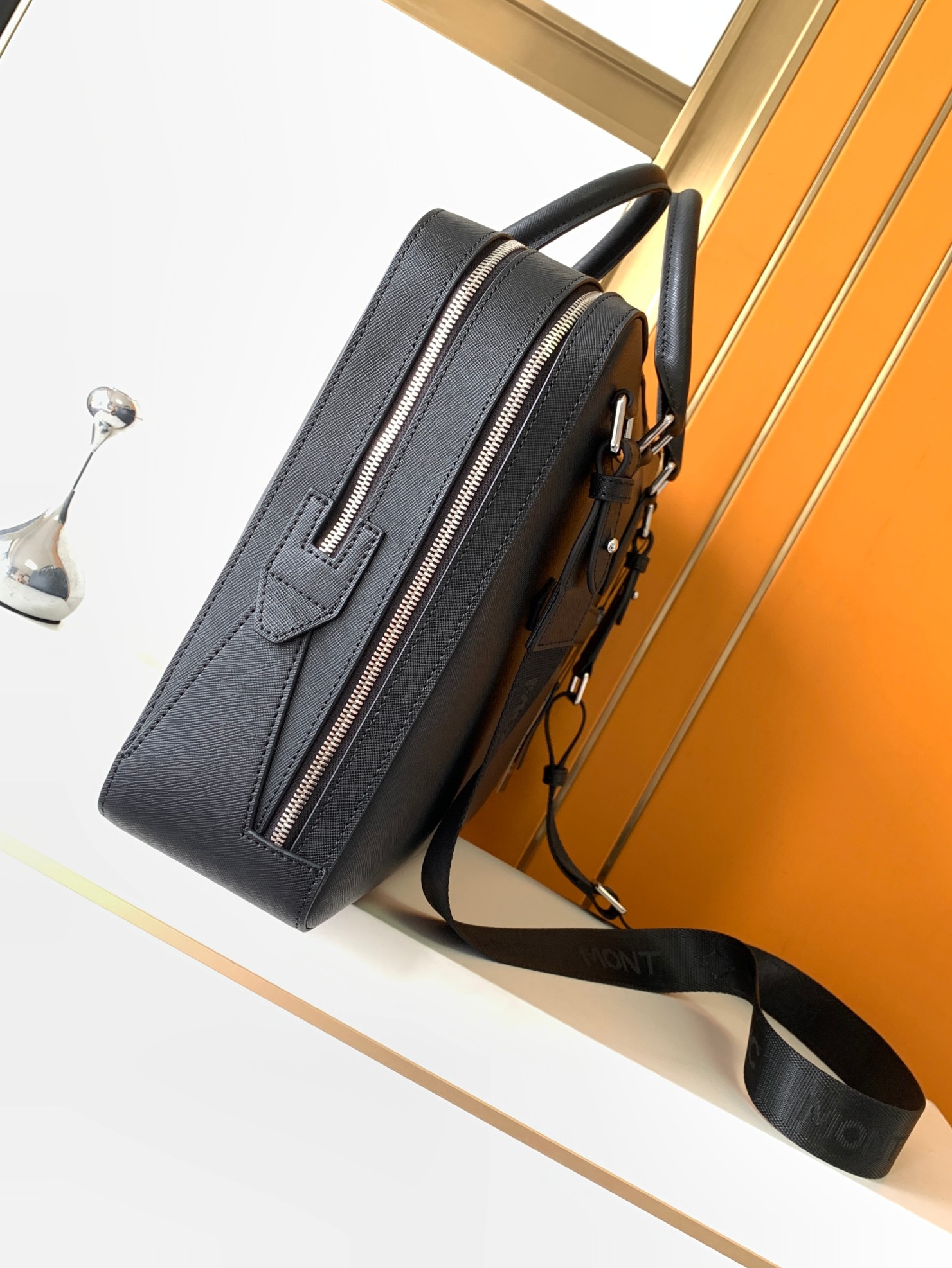 Luxuriöse Herren-Handtaschen a – Luxury Bags Of 2026 Bewertung und Preis