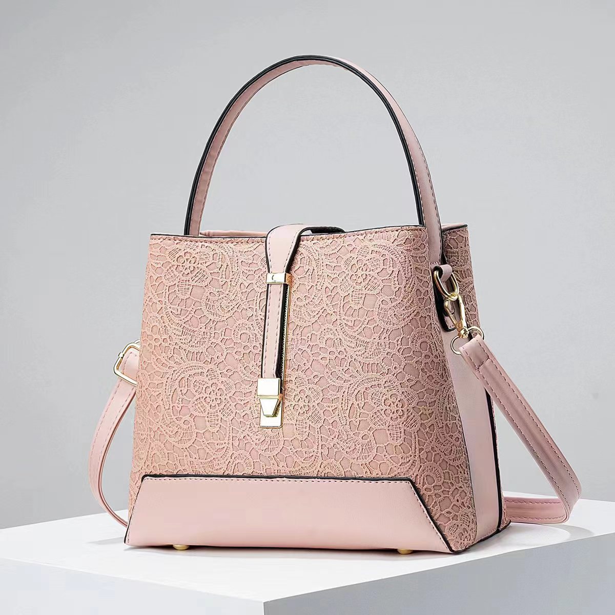 Neue Luxus-Einkaufstasche aus  – Luxury Bags Office Bewertung und Preis