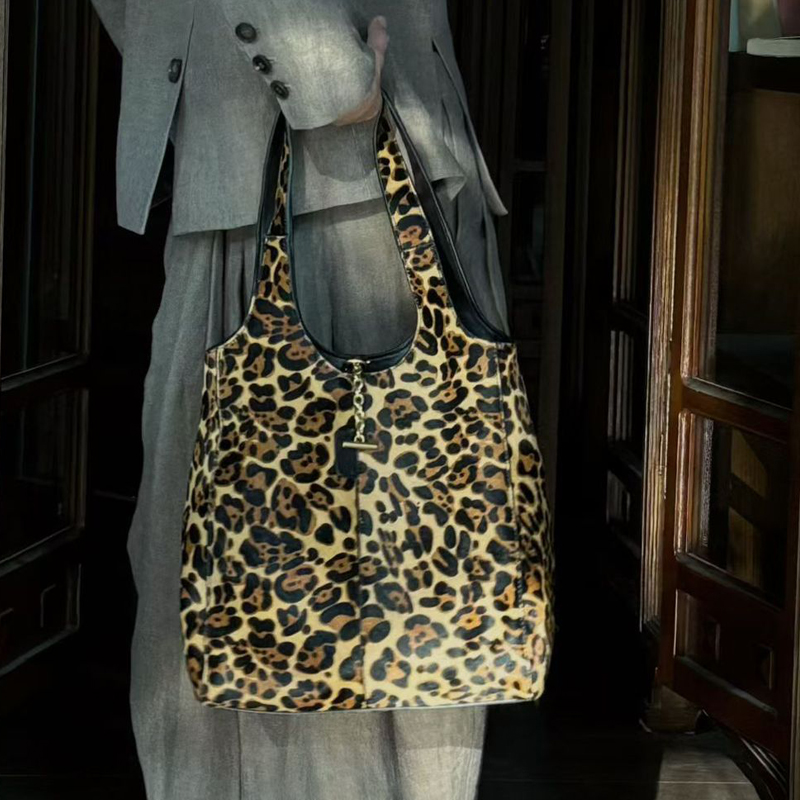 Leder-Bucket-Bags für Damen Lu – Luxury Bags Of 2026 Bewertung und Preis