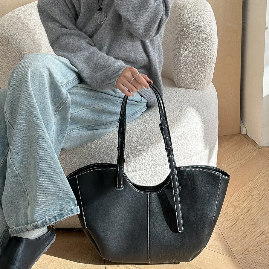 Vintage Damenhandtasche mit gr – Luxury Bags Vendor Bewertung und Preis