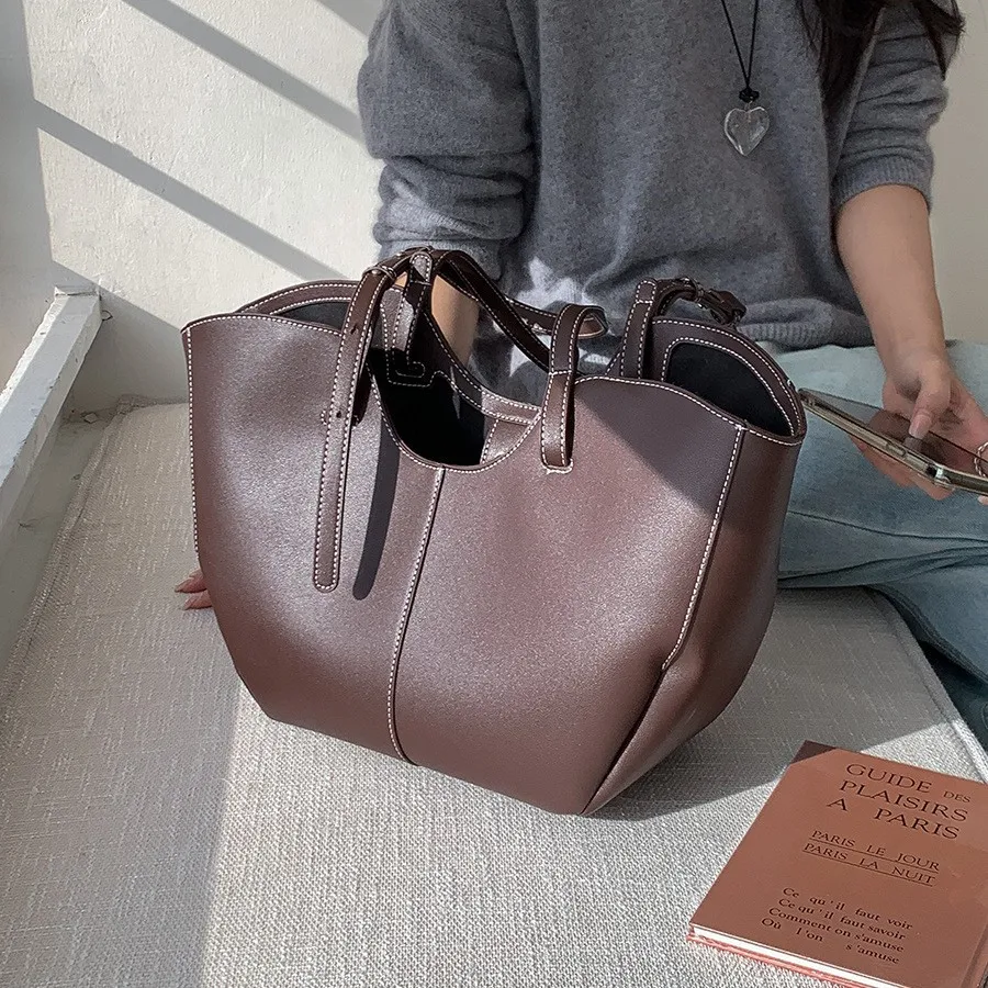 Vintage Damenhandtasche mit gr – Luxury Bags Vendor Bewertung und Preis
