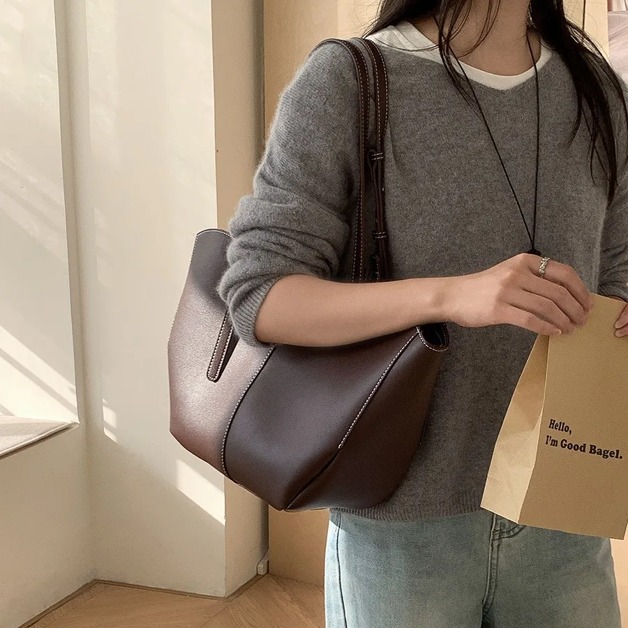 Vintage Damenhandtasche mit gr – Luxury Bags Vendor Bewertung und Preis