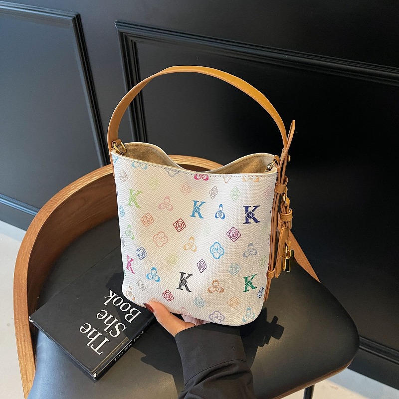 Neue Retro-Mode bedruckte Buck – Luxury Bags Sale Bewertung und Preis