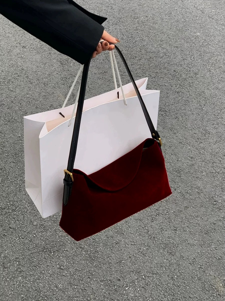 Mode Rot Wildleder Eine Schult – Luxury Bags Sale Bewertung und Preis